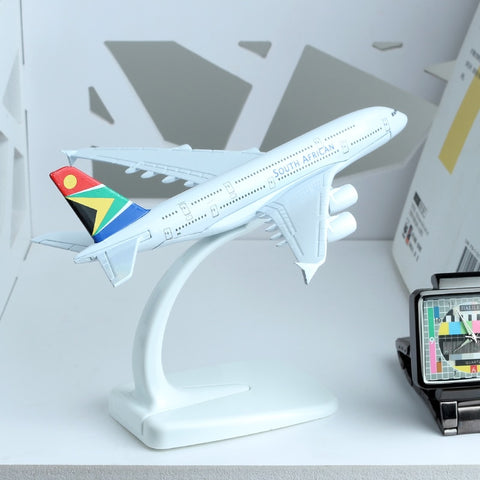 Airbus A380 South African Airways 16cm alloy aircraft model aviation Africa Airplane Model Aircraft Airplane Model Stand Crafts